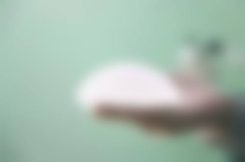 嘴唇厚老了会变薄吗？医美揭秘：3种有效方法让你轻松拥有理想薄唇，告别厚唇烦恼！ 