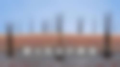 【吕曼群医生执业信息：】