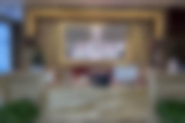 【武汉新一美医疗美容门诊部医生名单：】