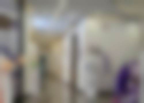 三亚吉阳艾美尔医疗美容门诊部有一位备受瞩目的医生——林志达医生。林志达医生毕业于首都医 科 大学，拥有丰富的临床经验，他还担任过国内多家大型整形医院院长，深受国内外求美者的追捧。他擅长的项目众多，包括眼部整形、双眼皮及修复、自体脂肪填充、全颜面部6D多层线性艺术精细化雕刻、达拉斯复杂鼻整形、玻尿酸注射等。在眼部整形方面，他能够根据不同求美者的眼部基础和个人需求，设计出更适合的手术方案，打造出自然、灵动的双眼皮成效；对于双眼皮修复手术，他凭借不错的技术和丰富的经验，能够解决各种双眼皮手术失败的问题，让眼睛重新焕发光彩。在自体脂肪填充和全颜面部6D多层线性艺术精细化雕刻方面，他能够精细地把握面部的美学标准，通过填充脂肪让面部更加饱满、立体，实现面部的年轻化和个性化。在达拉斯复杂鼻整形中，他结合精良的技术和独特的审美，打造出高挺、自然的鼻子。而在玻尿酸注射方面，他能够根据不同的部位和需求，选择合适的玻尿酸产品，进行精细注射，达到理想的填充和塑形成效。