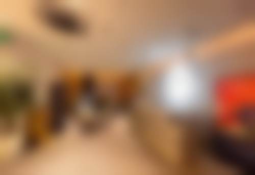 广州素美医疗美容门诊部拥有经验多的医师团队。虽然没有具体的医生名字，但可以想象他们都是在医疗美容领域有着深厚造诣的专精人士。他们就像是一群技艺不错的艺术家，用自己的专精知识和丰富经验，为顾客打造个性化的美容方案。他们会根据顾客的不同需求和身体状况，制定出更适合的治疗方案，确保每一位顾客都能达到满意的成效。