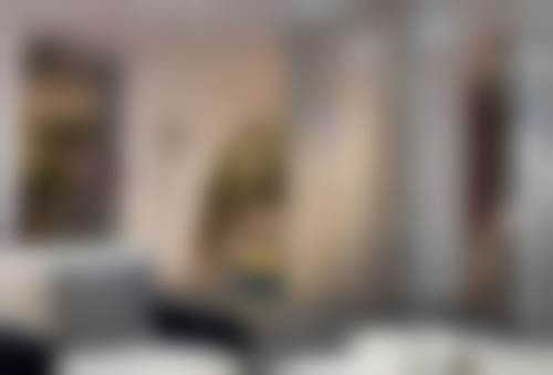 2. “我一直对自己的鼻子不太满意，在广州素美医疗美容门诊部做了鼻小柱延长手术。术后的成效让我非常惊喜，鼻子变得更加立体了，而且修复得也特别快。这里的医生技术真的特别厉害，我非常满意。”