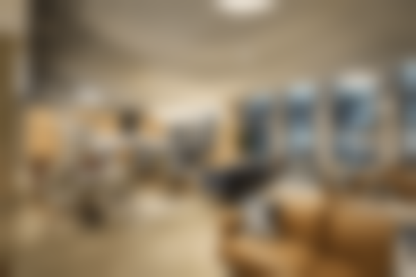 重庆仁品医院张朝梅人工耳蜗植入手术收费贵吗？