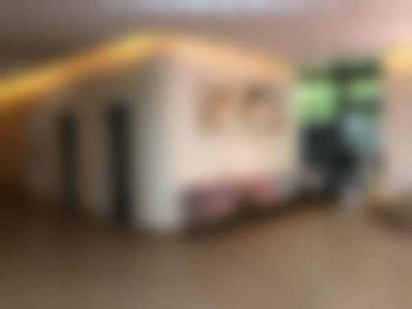 王衡健医生在上海各机构收费差异大吗？